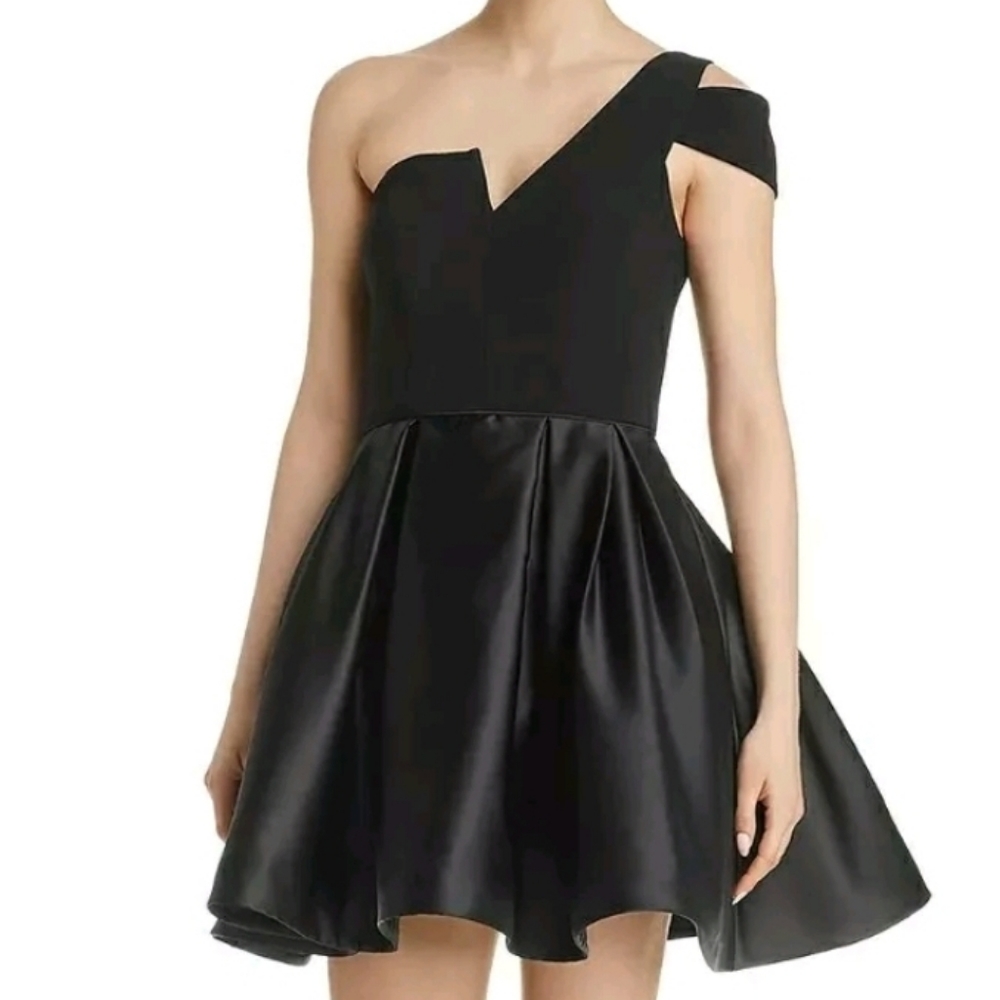 NEW🌟 Aqua One Shoulder Mini dress 👗